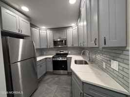 featured image of 100 Market Yard Unit 1 #1