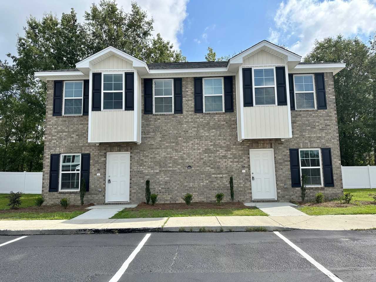 2871B Jubilee Dr #1 - Photo 3 of 17