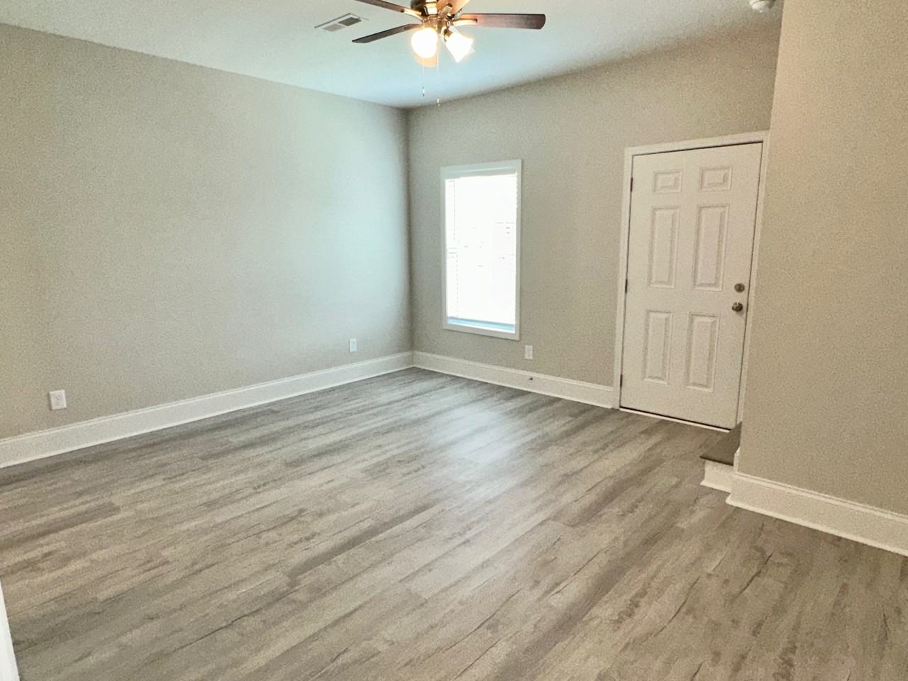 2871B Jubilee Dr #1 - Photo 5 of 17