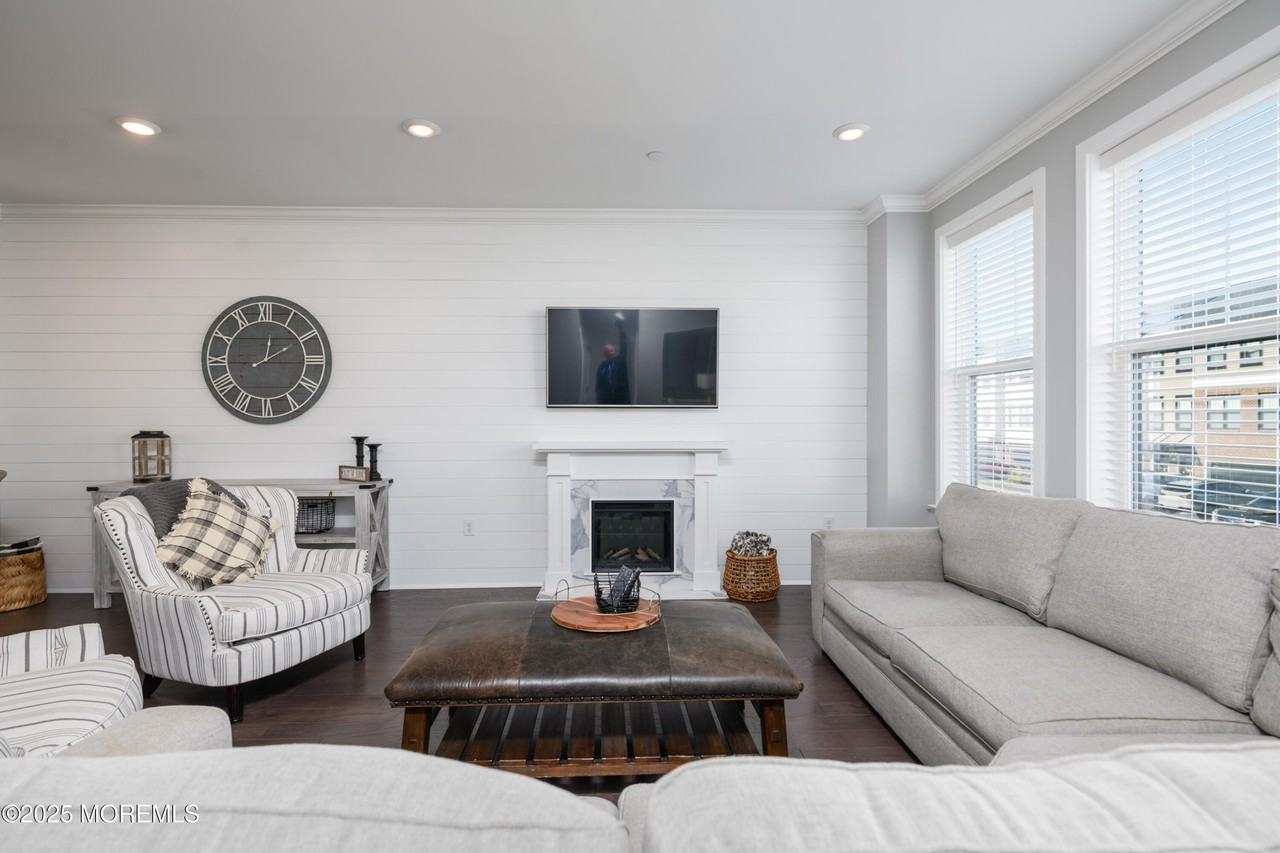 26 Kelly Way - Photo 5 of 33