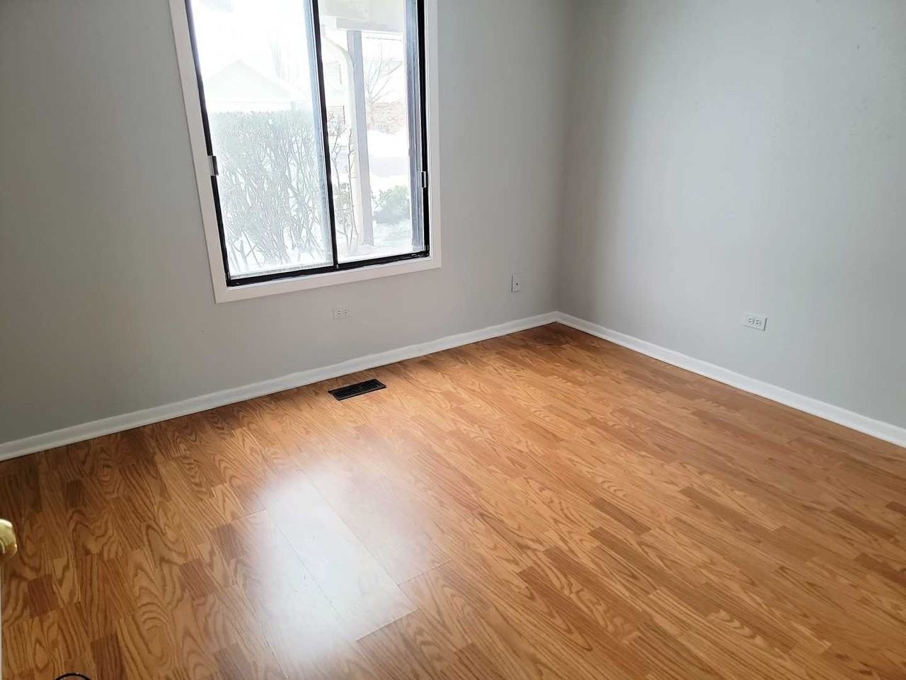 877 Cross Creek Dr N Unit B1 #B1 - Photo 6 of 11