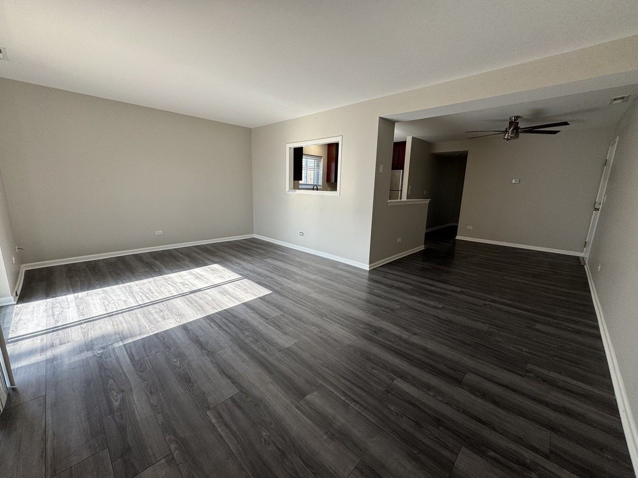 2220 Abbeywood Dr Apt B #B - Photo 2 of 15