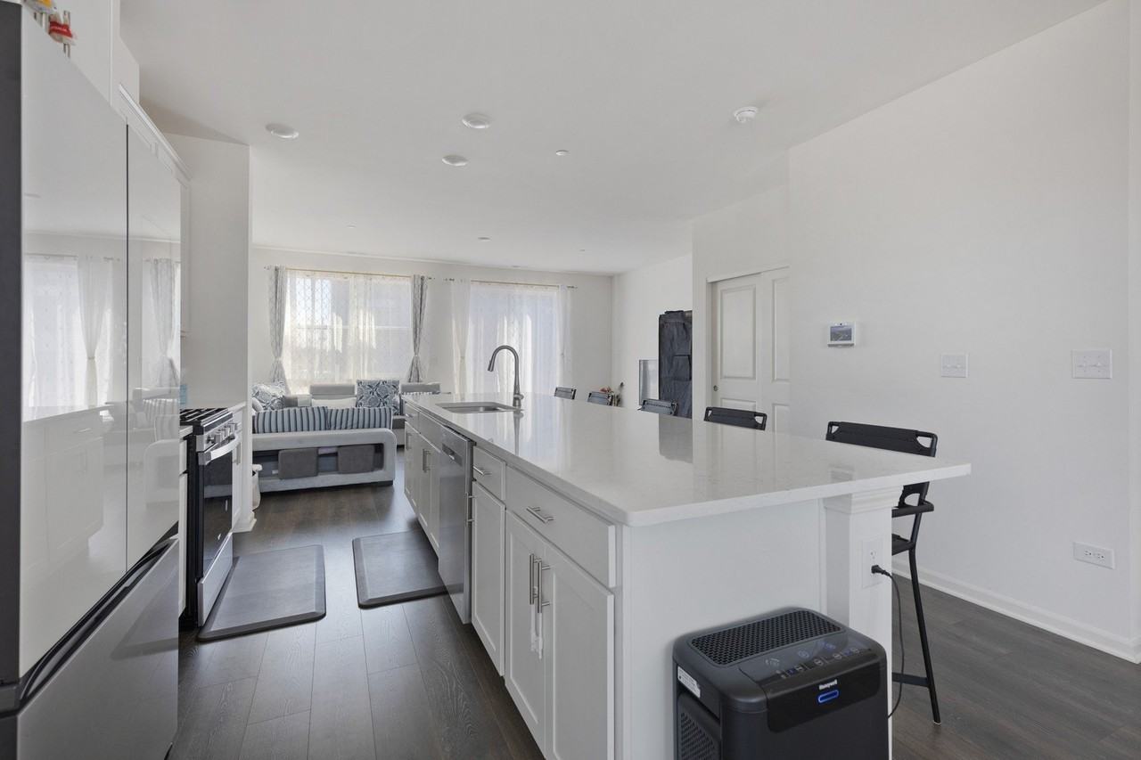 2251 Parkside Dr - Photo 5 of 21