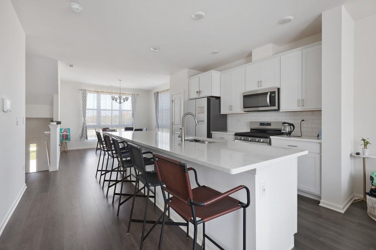 2251 Parkside Dr - Photo 6 of 21