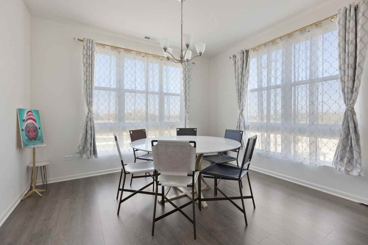 2251 Parkside Dr - Photo 7 of 21