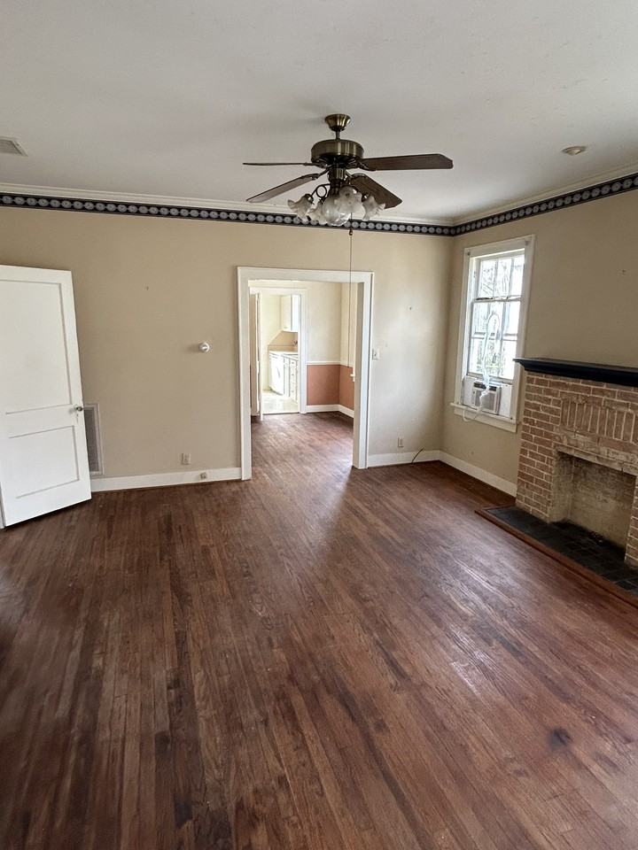 715 Boulevard St - Photo 4 of 10