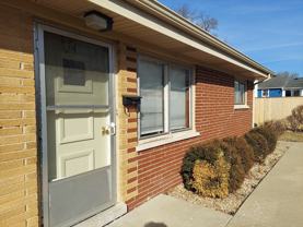 711 S West St Apt 4 #4 - Photo 1 of 1