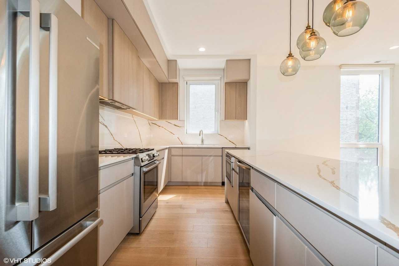 2614 W Cortez St Unit 2 #2 - Photo 5 of 15