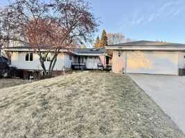 featured image of 5746 Berwick Pl