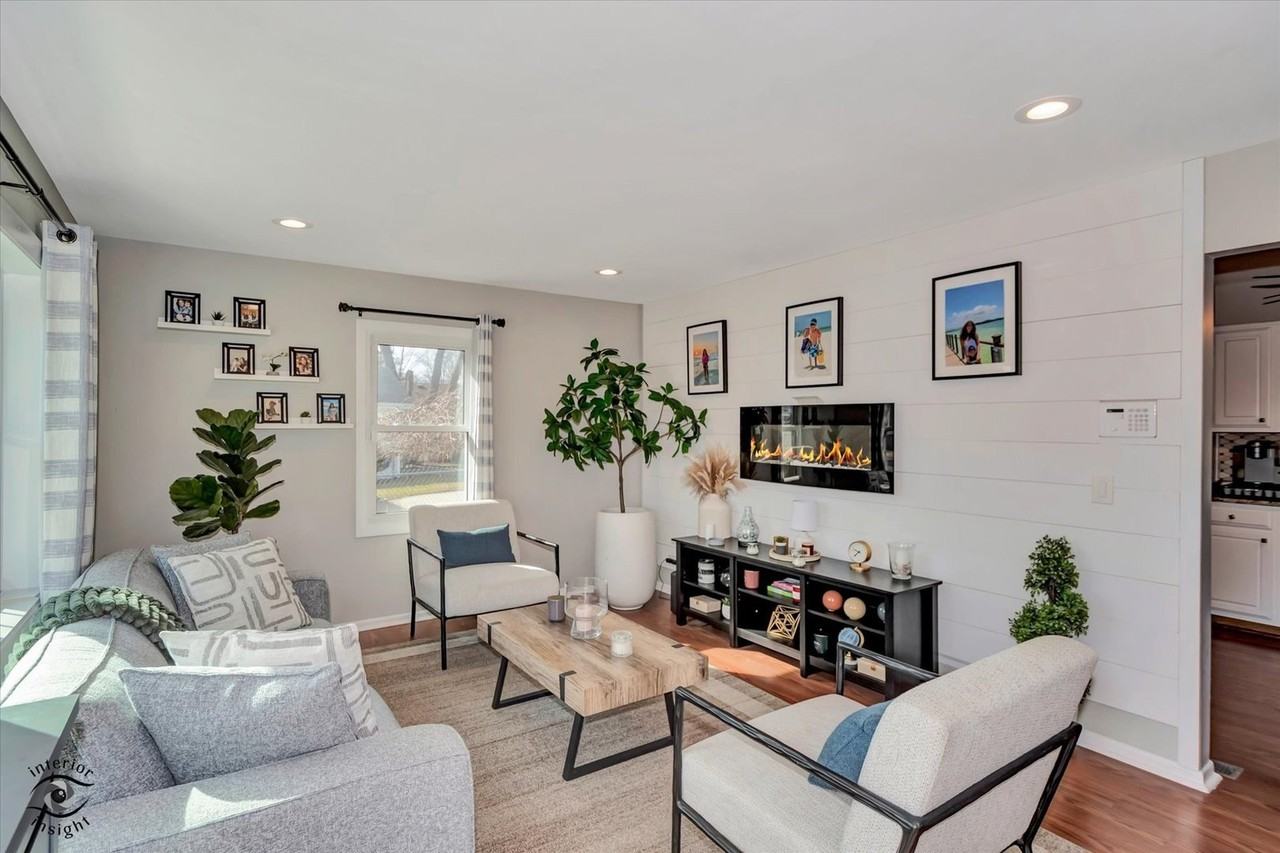 1924 Forrest Blvd - Photo 3 of 27