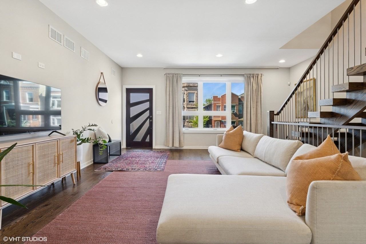 3331 W Crystal St - Photo 3 of 27