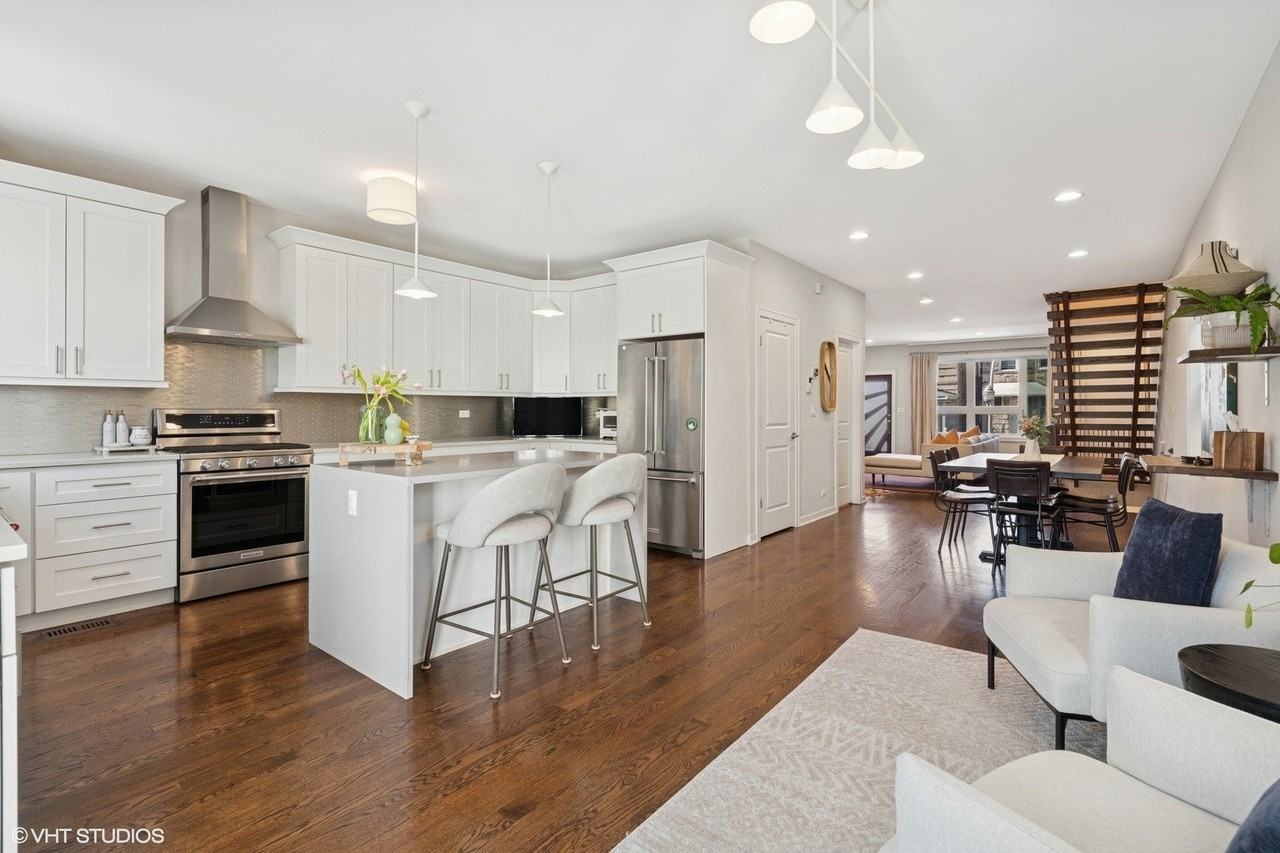 3331 W Crystal St - Photo 5 of 27