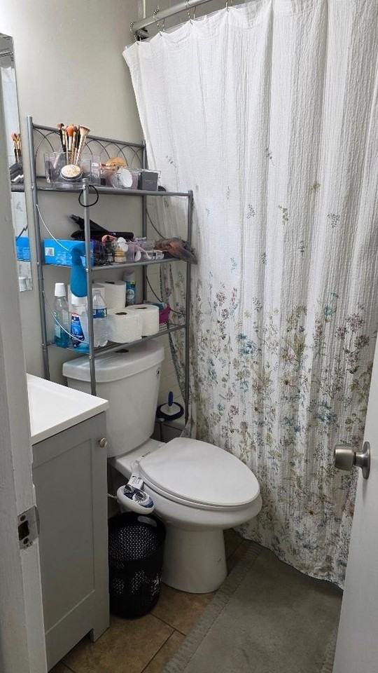 10 Arrowhead Dr Apt 2 #2 - Photo 4 of 8