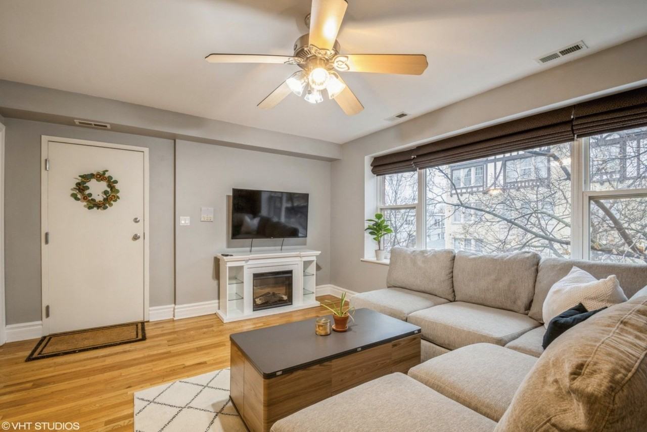 3407 W Hollywood Ave Apt 2 #2 - Photo 3 of 12