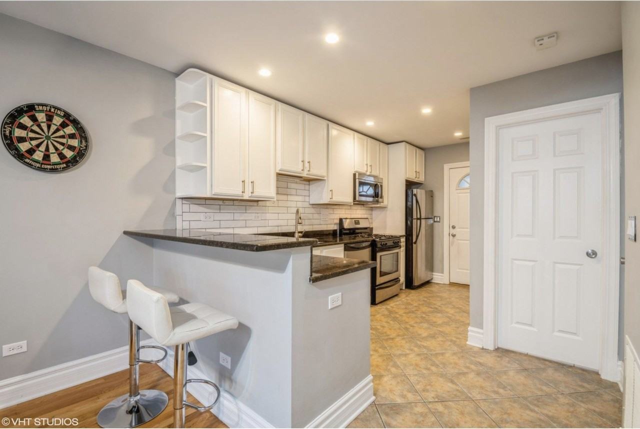 3407 W Hollywood Ave Apt 2 #2 - Photo 4 of 12