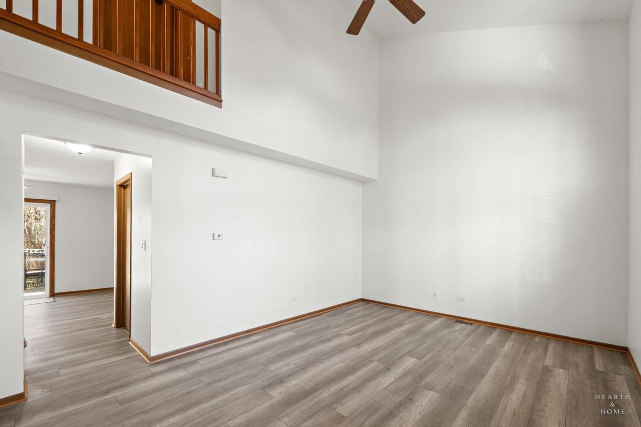 3024 Max Ct Unit 0 #0 - Photo 6 of 24