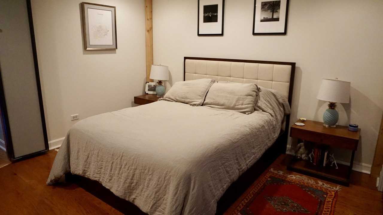 1934 N Washtenaw Ave Apt 416 #416 - Photo 6 of 19