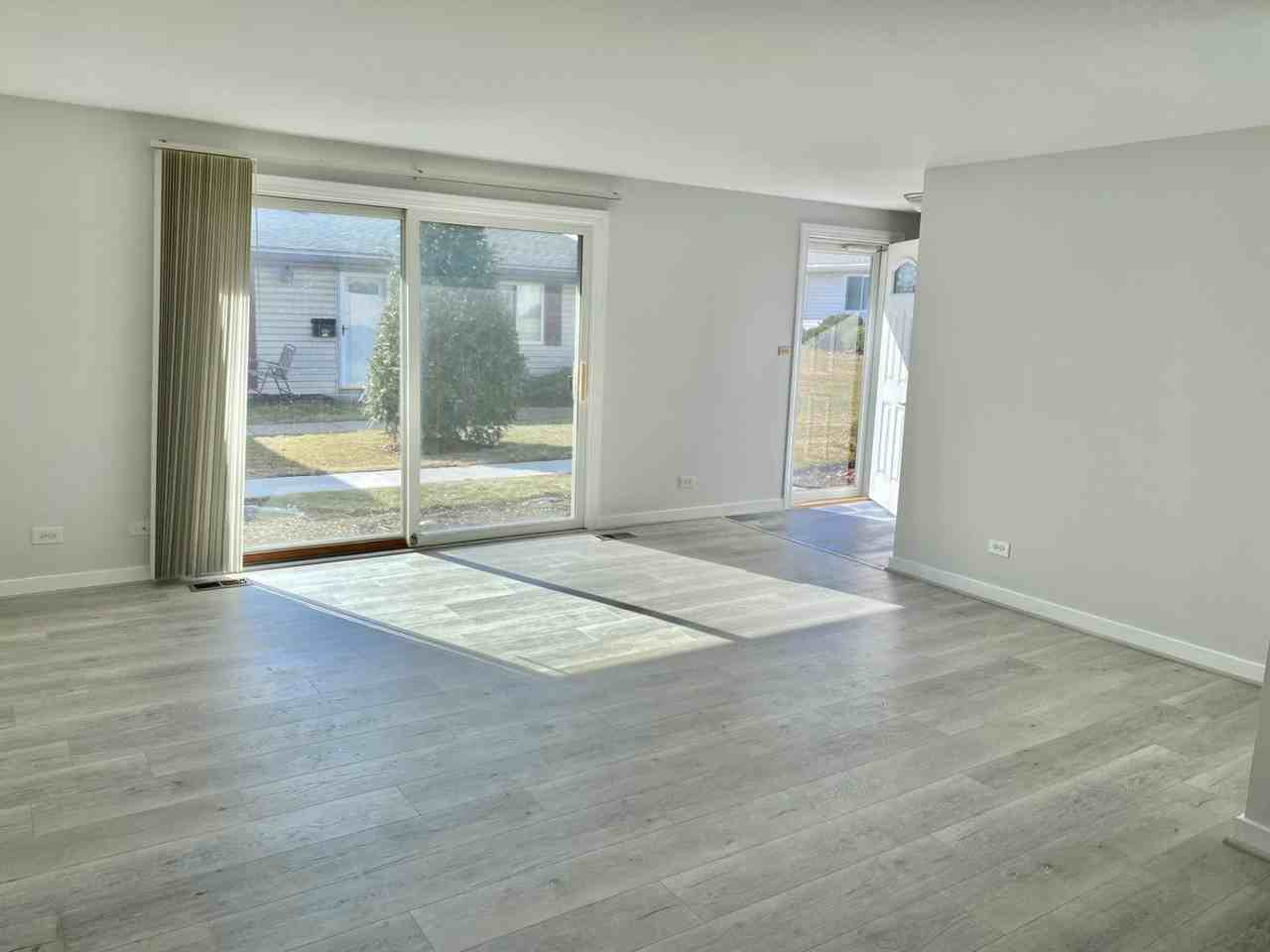 214 Barcliffe Ln Unit 214 #214 - Photo 5 of 12