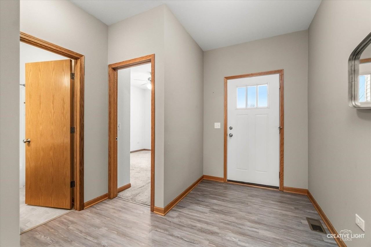 1978 Eagle Dr - Photo 3 of 25