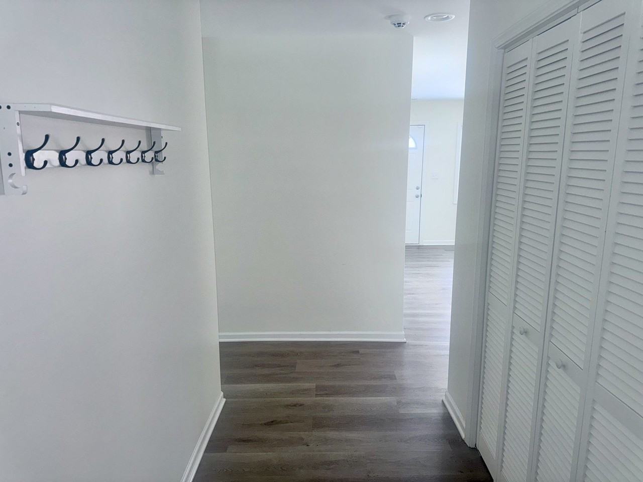 15119 Meadow Ln - Photo 2 of 23