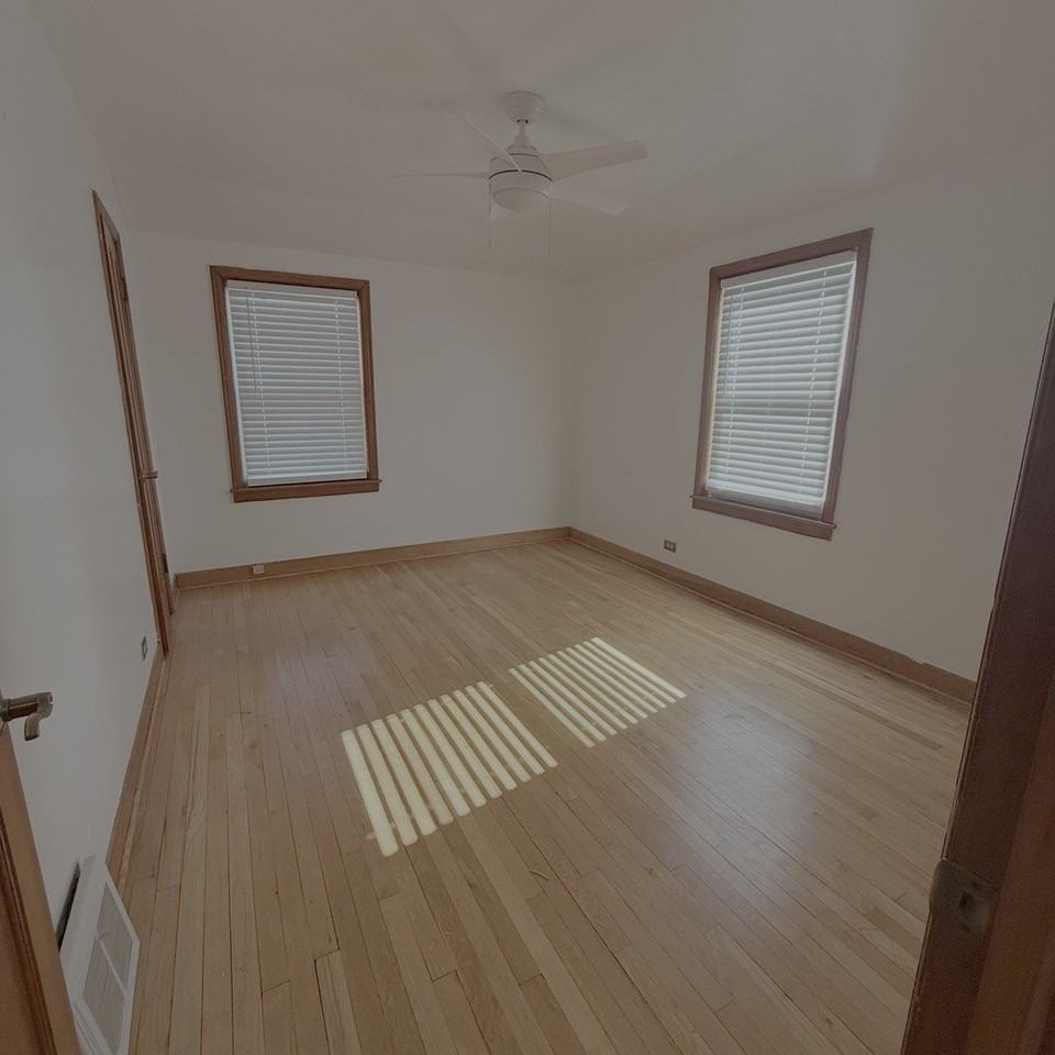 3857 W 51st St - Photo 6 of 13