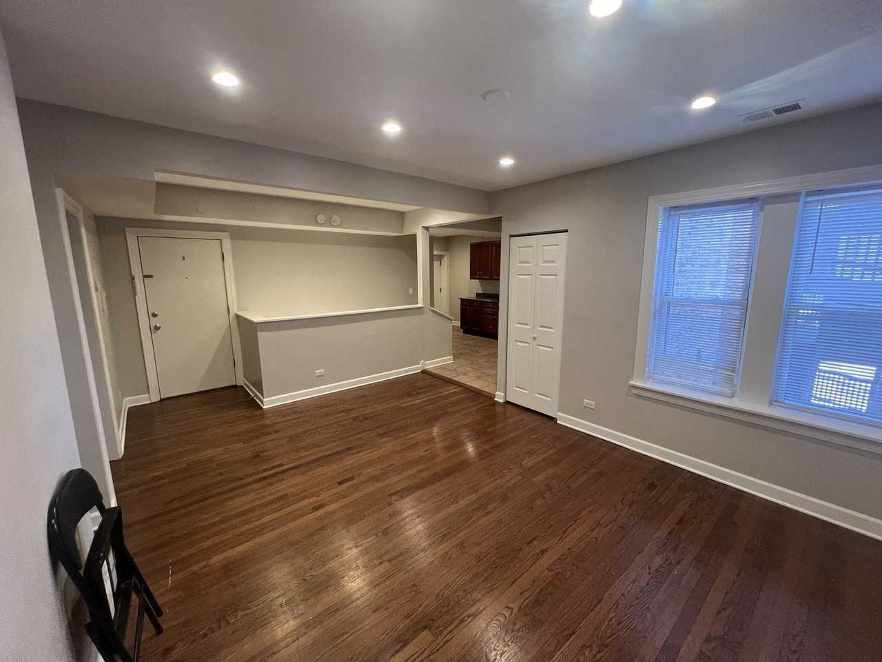 9100 Lamon Ave Apt 1n #1N - Photo 6 of 19