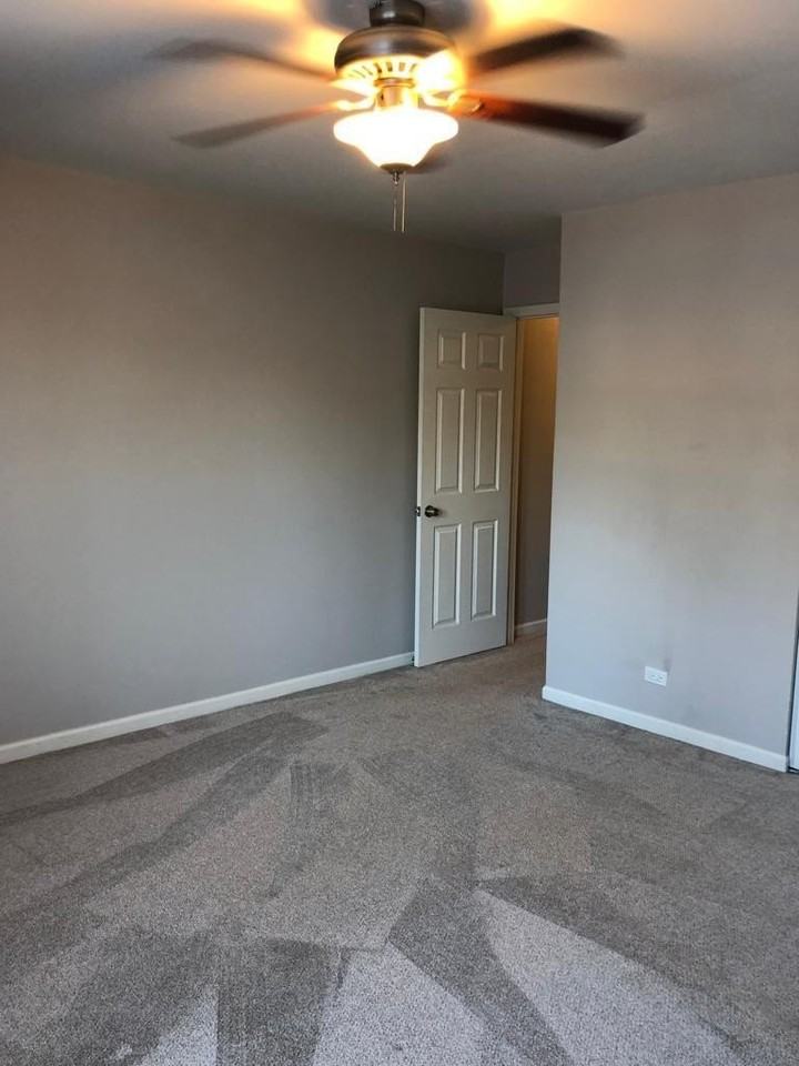 2208 Country Club Dr Apt 3 #3 - Photo 5 of 7