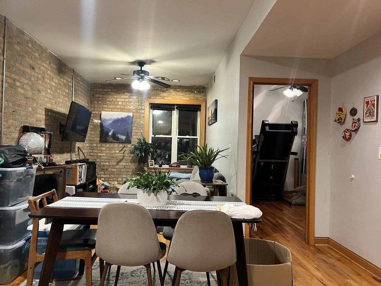 2747 W Le Moyne St Apt 3 #3 - Photo 4 of 12