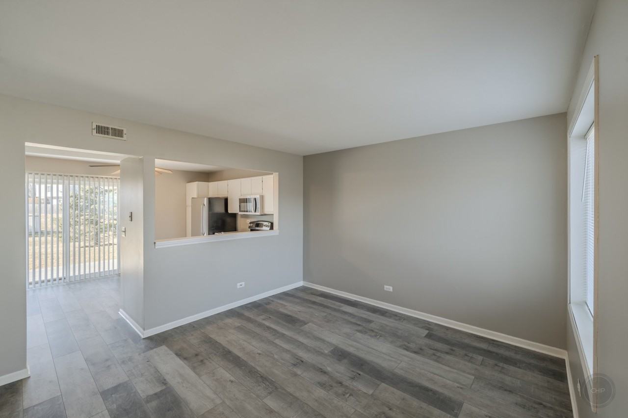 2722 Wilshire Ct Unit 2722 #2722 - Photo 5 of 25