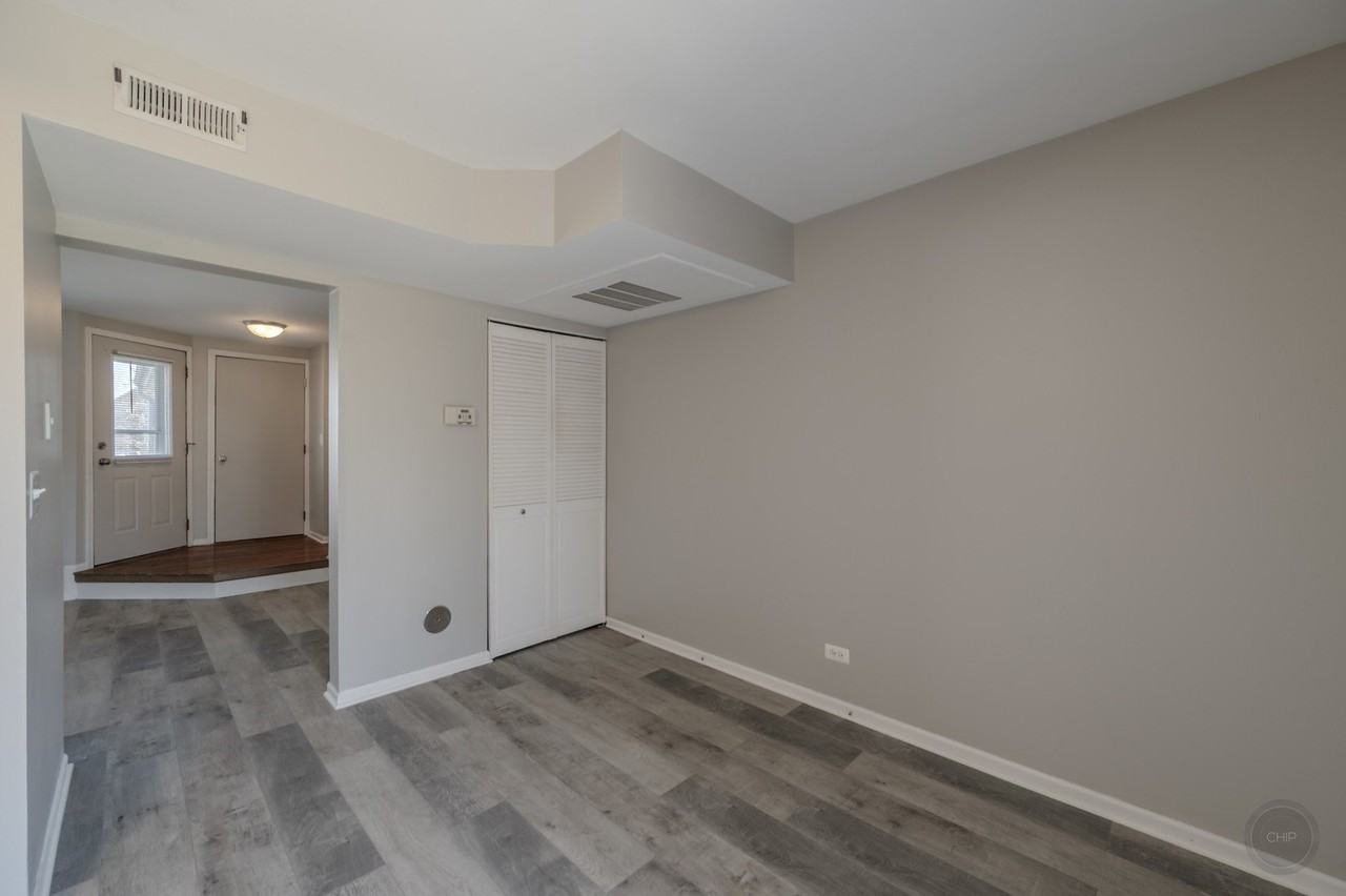 2722 Wilshire Ct Unit 2722 #2722 - Photo 6 of 25