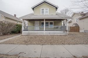 featured image of 814 22nd Ave