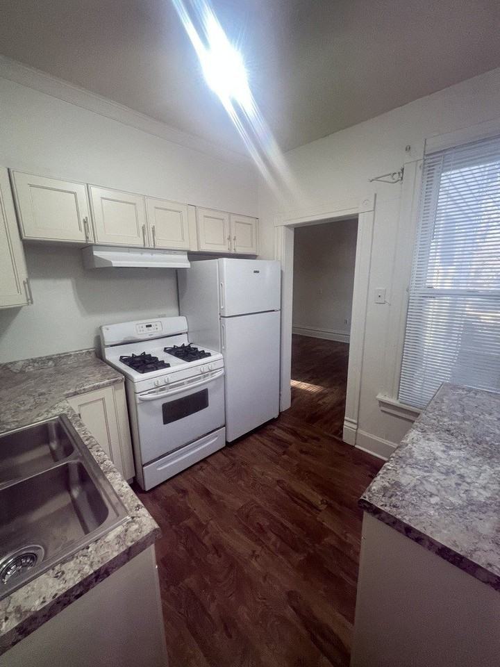 226 S 4th St Unit 226 #226 - Photo 2 of 6