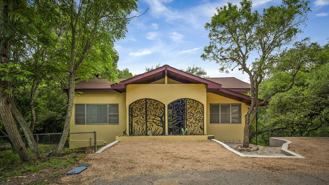 18111 Lake Shore Dr #1 - Photo 1 of 1