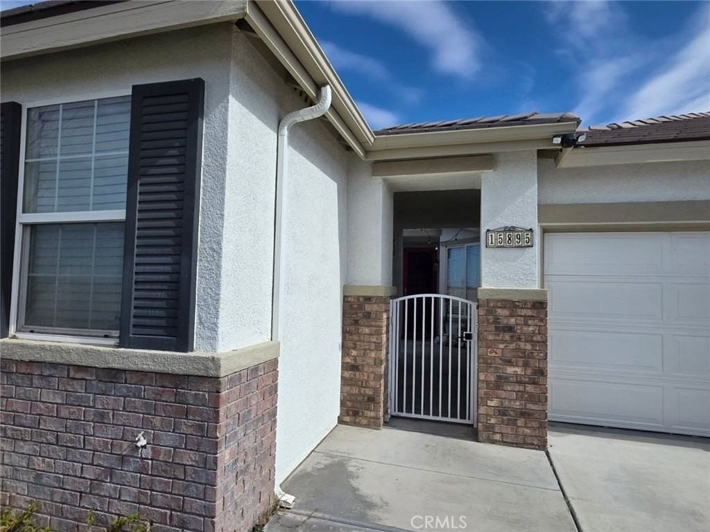 15895 Green Acres Ct - Photo 2 of 40