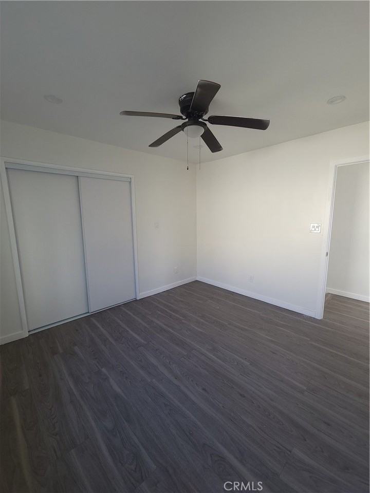 13315 Avalon Blvd - Photo 2 of 44