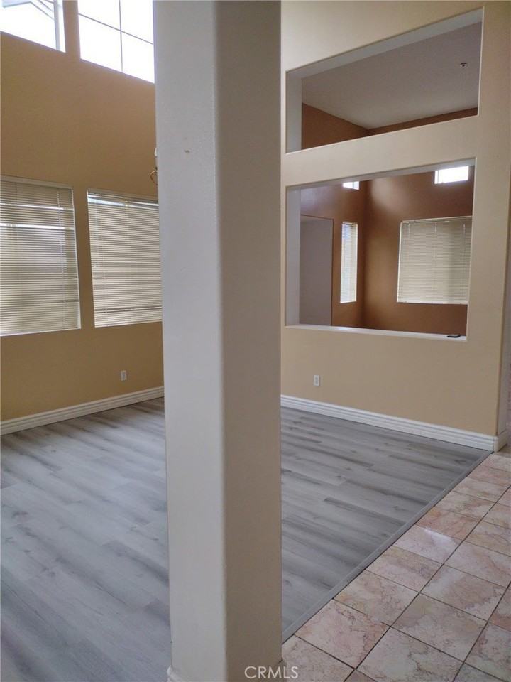 14948 Hillstone Ave - Photo 3 of 19