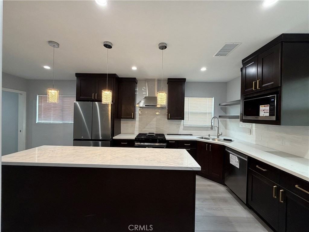 12419 Jersey Ave - Photo 4 of 13