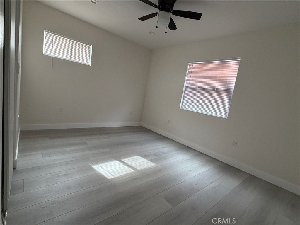 12419 Jersey Ave - Photo 7 of 13