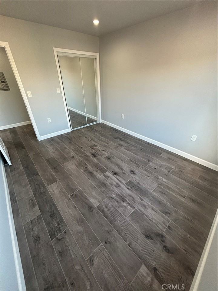 426 W 51st St - Photo 6 of 11