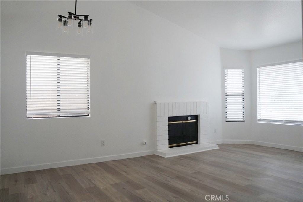 1394 Coral Tree Ln - Photo 4 of 18