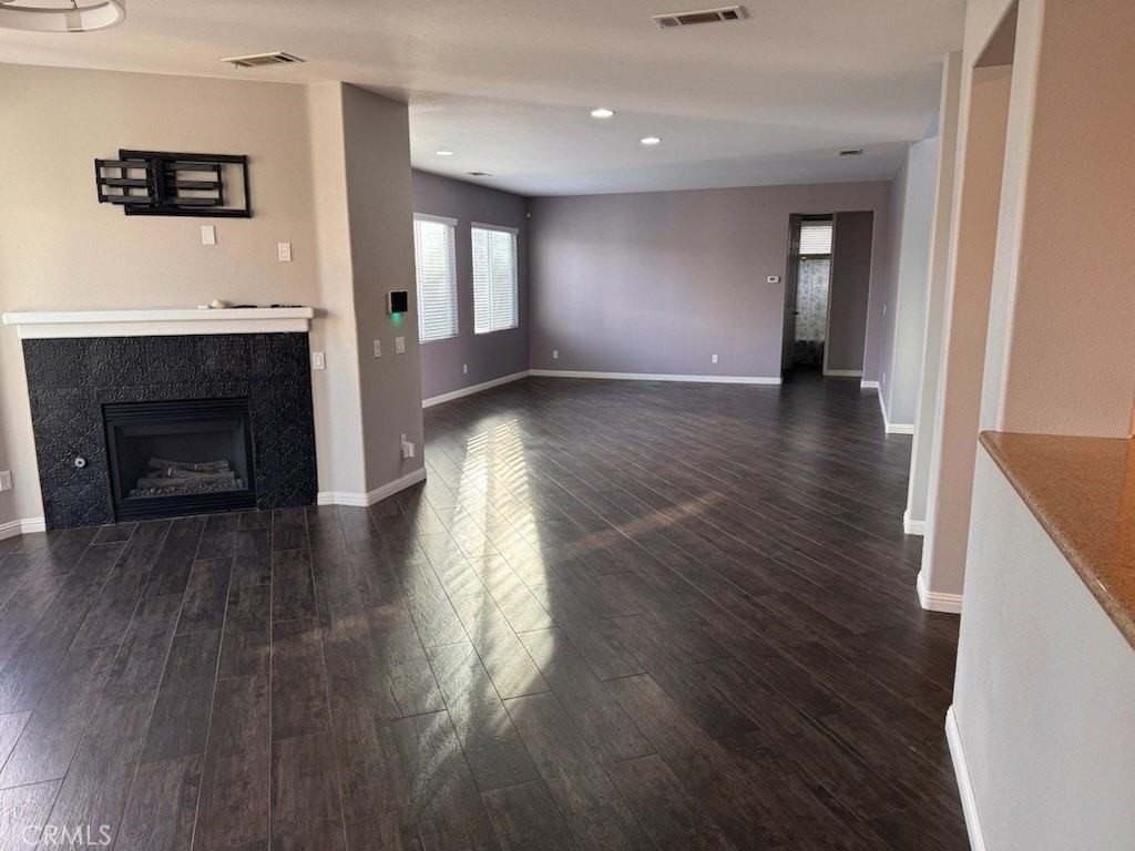 25461 Clovelly Ct - Photo 3 of 7