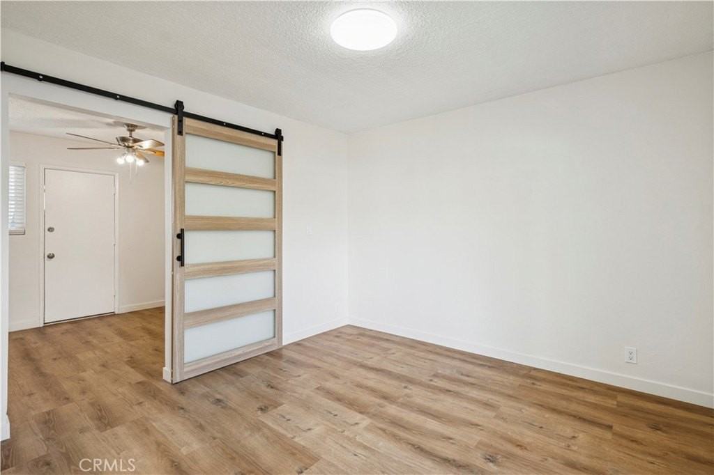 525 Catalina 525 #H - Photo 5 of 17