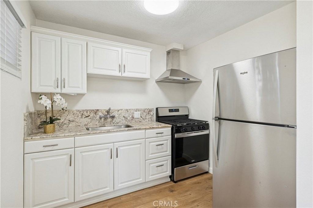 525 Catalina 525 #F - Photo 6 of 16