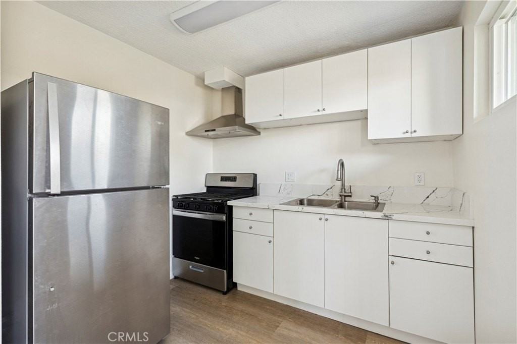 525 Catalina 525 #G - Photo 6 of 17