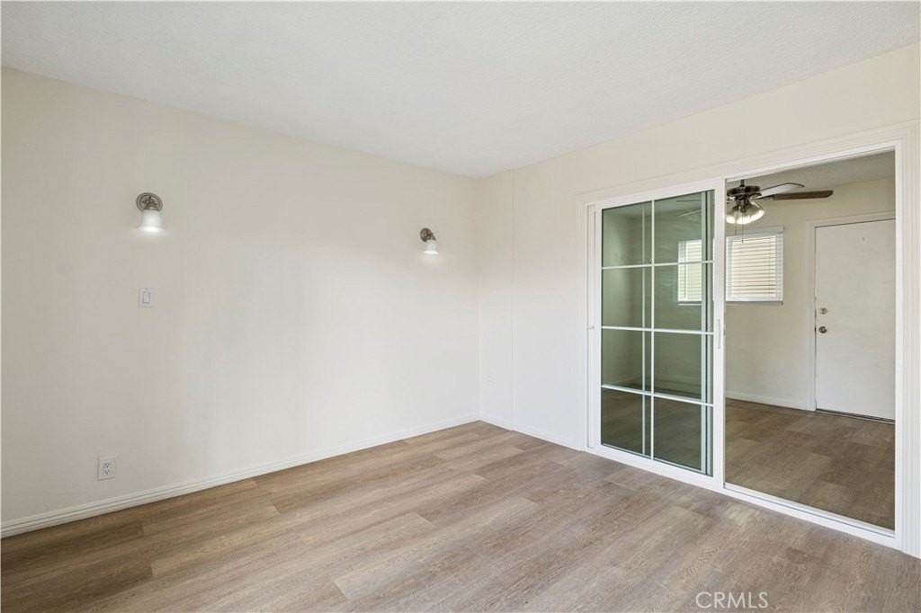 525 Catalina 525 #G - Photo 7 of 17