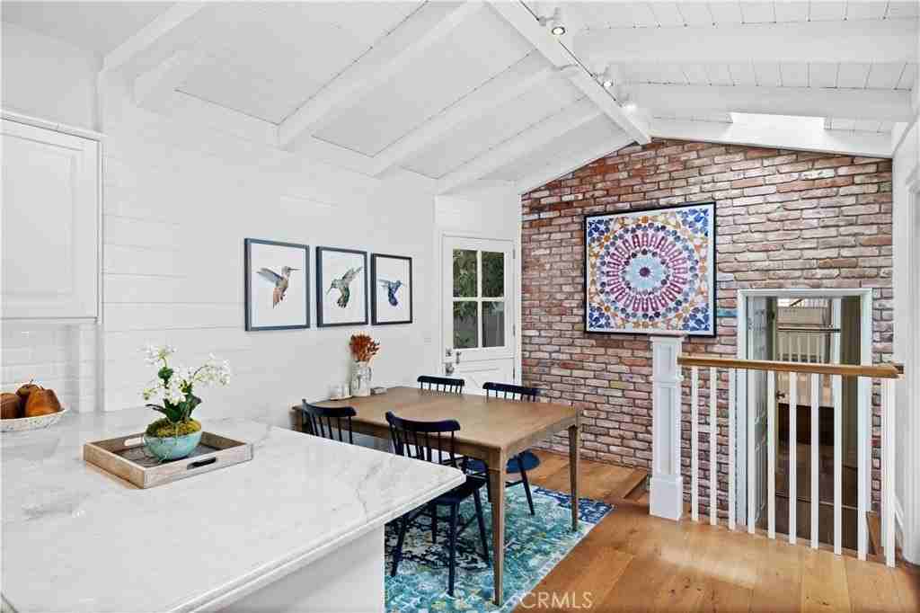 110 Pearl Ave - Photo 7 of 19