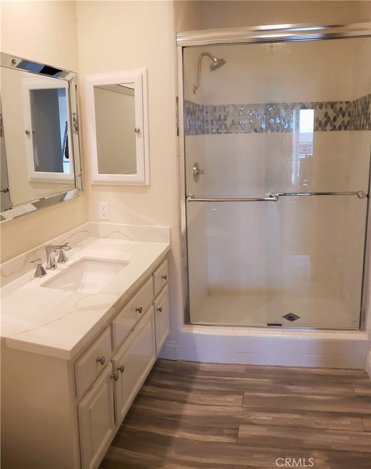 950 Cagney Ln - Photo 5 of 6