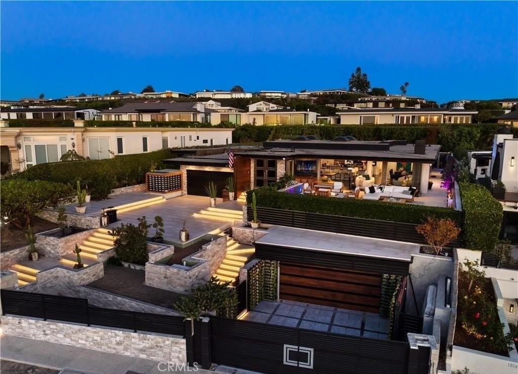 1020 White Sails Way - Photo 3 of 50