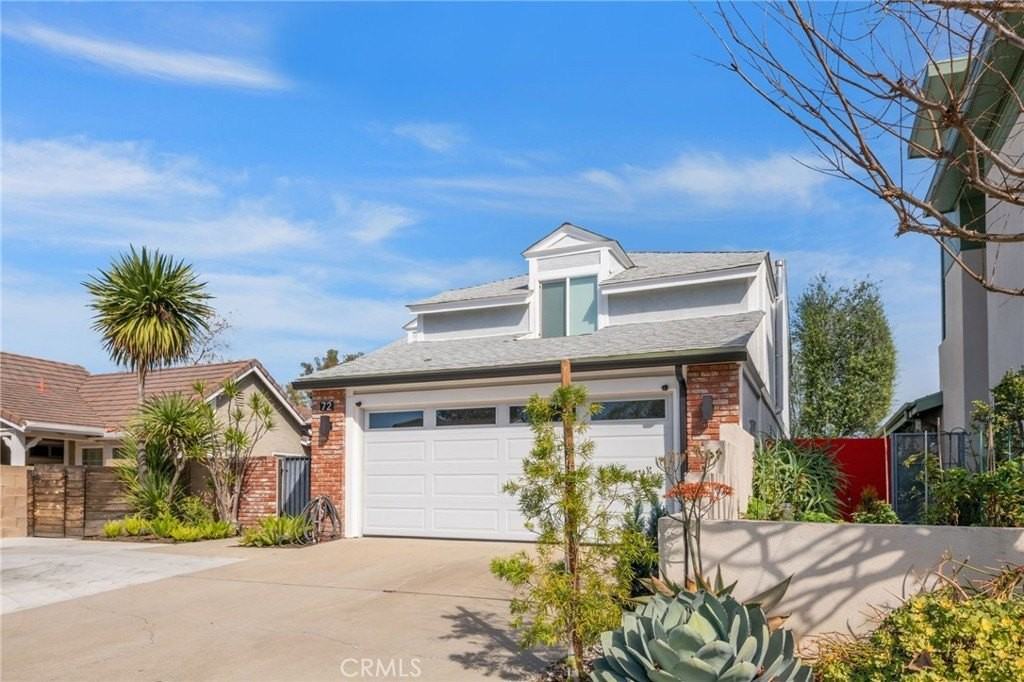 72 Cape Cod - Photo 2 of 37