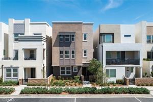 featured image of 9560 Hammock Pl